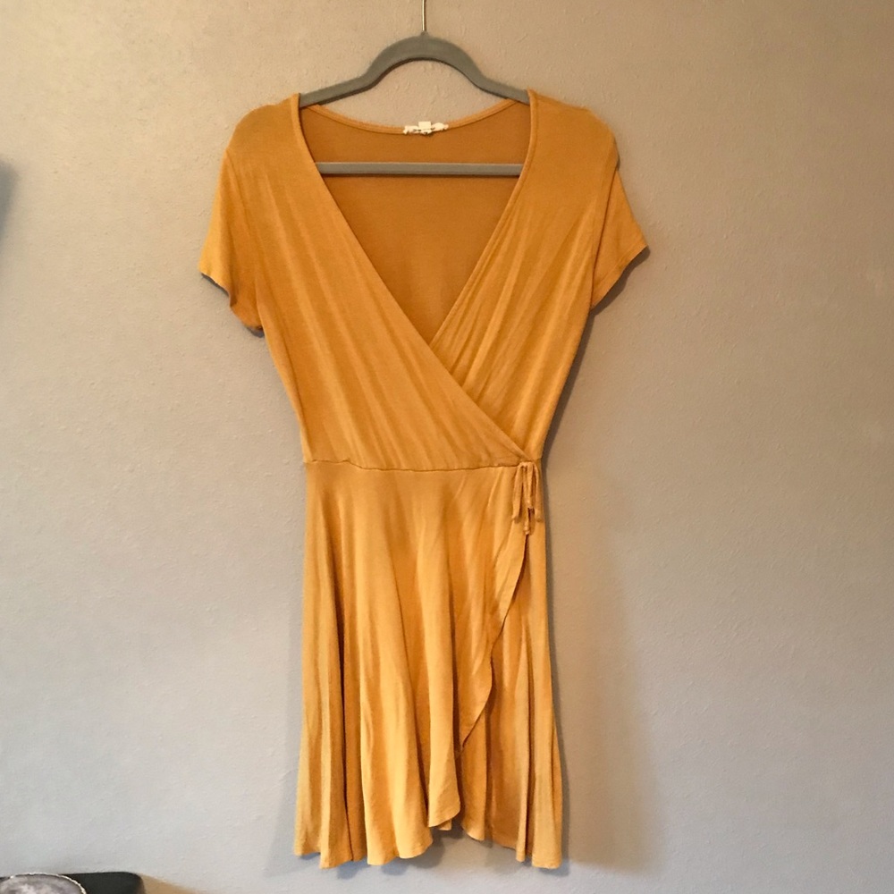 Mustard yellow Flowy dress